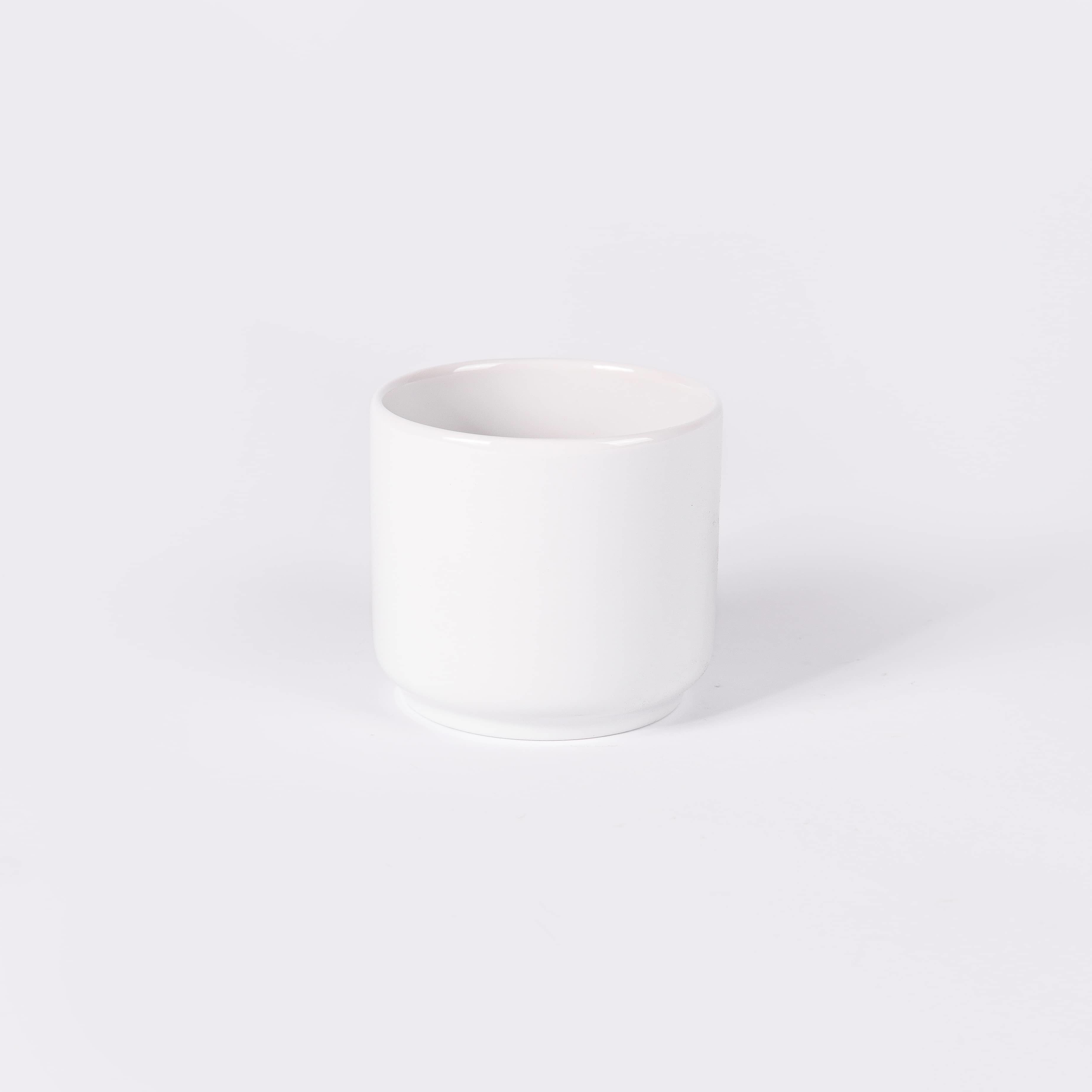 Tasse sans anse pour thé et café en porcelaine Blanche de Limoges - Essentielle